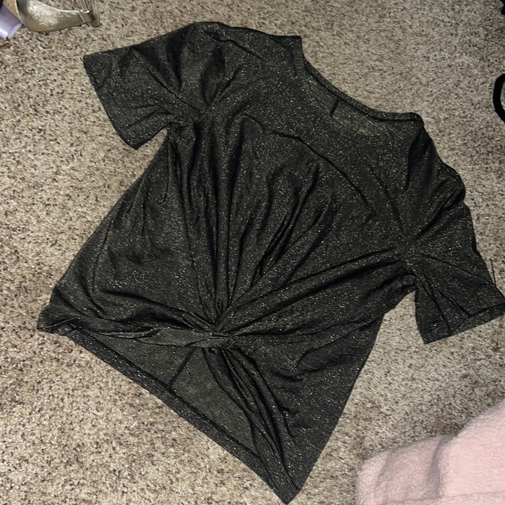 Lululemon Crescent T-shirt spark special edition black/gold fiber size 6 NWOT